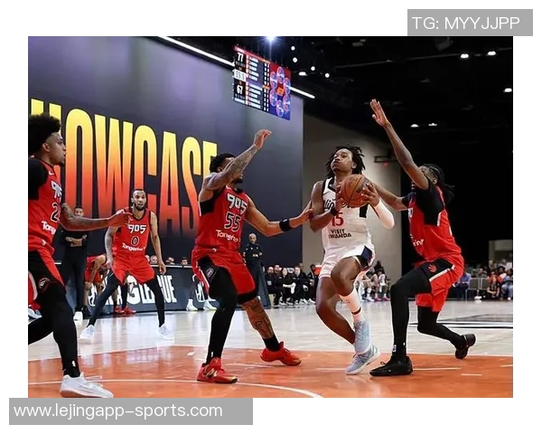 快船签下后卫泰泰华盛顿G联盟表现出色场均得分34分